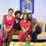 Tejaswini Pandit Instagram – Diwali Vibe ✨🫶🏼

#famjam #homeiswheretheheartis #festivaloflights #diwali2023