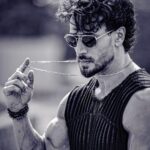 Tiger Shroff Instagram – 🖤