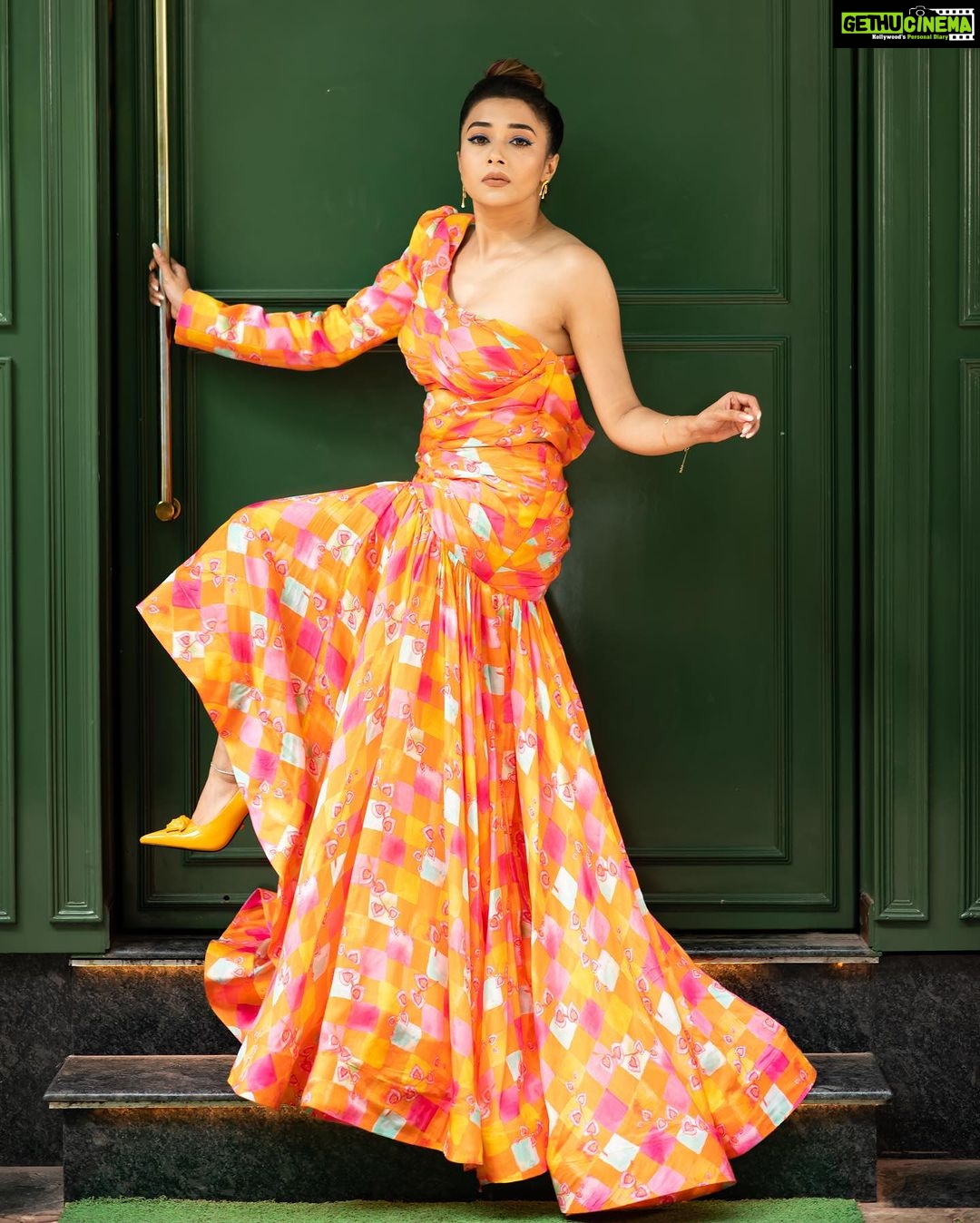 Tina Datta Instagram - Dear Cinderella, be your own Fairy Godmother!! . . . #instagood #fashion #style #lookbook #stylefile #TinaKaStyle #tinadatta