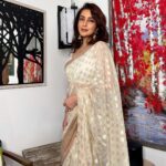 Tisca Chopra Instagram – Felt like a saree for Sunday lunch .. picked my old @raw_mango which I am as much in love with as I was when I first bought it .. 
I have so many sarees that I value and re-wear .. this is one of the first I bought.. #sanjaygarg was working out of his living room and yet to become a national craze ..
He saw me drape this saree and said it was made for me .. I believe it was .. 
There is a curious joy in re-wearing clothes, the fragrance of memories attached to them .. 
Do you look forward to wearing older garments or is retail therapy and wearing new clothes a high for you? 

#saree #sareelove #sustainability #retailtherapy #sunday #sareegirl 

PS – the wall art behind me is @itsallabouthome_
