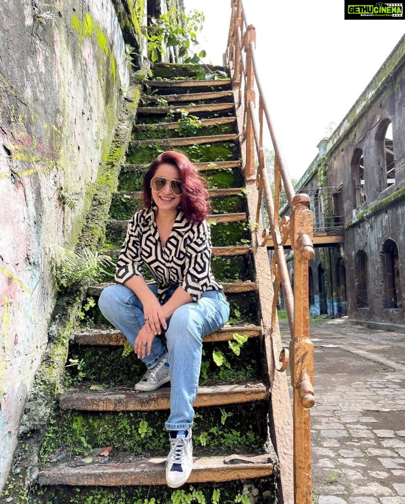 Tisca Chopra Instagram - Stairs to nowhere, an angry hippo and other images .. 📸 @rafey.mahmood @satyajit810 #recce #location #locationscout #filmmaking #filmmaker #director #visual