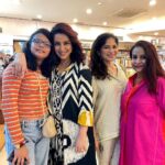 Tisca Chopra Instagram - The launch of #whatsupwithme with my wonderful editor @bhargava_vidhi at @westland_books @red_pandaindia along with my darling @kiranmanral who so warmly took over the session impromptu.. Thanks @titlewavesbookstores for hosting us .. Thanks also to my fav crew @crazypree @suparnachatterjee @saki_68 @guraab who made the evening full To my best bud and husband @flywrite26 who is forever a solid cheerleader.. And finally to my darling Tara to whom the book is dedicated .. To all other young girls who need help navigating puberty.. the book is yours with all my love .. #bookstagram #book #bookishlove #puberty #mensturation #period #girls #reddot #preteen #teens #pimples #people #parenting #parents