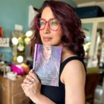 Tisca Chopra Instagram - A question to ask oneself is, how can one person, in this case @mariagorettiz , be so amazing .. she can cook up a storm, dance like the devil, is one of the finest humans I know and am so happy she is one of my closest oldest friends .. She has written this brilliant book of poems .. ‘To The Moon and Back’ .. despite having known her I am stunned by her insight and turn of phrase .. time to get your self a new cap to add more feathers Mariam 👏🏼👏🏼👏🏼 #bookstagram #poetry #friends #readers