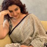 Tisca Chopra Instagram - May be .. #may #maybe #definitely #thatmonthwhenitallhappens #saree #sareesartorial