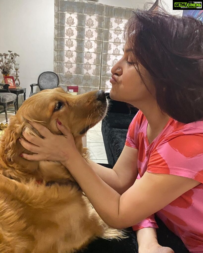 Tisca Chopra Instagram - Anatomy of a day off .. With this handsome lover boy #Tyga .. who followed me from room to room and slept at my feet .. Witnessing the love story were @aneetachawla and @sumit.chawla18 & @mahimaa_chawla (via #facetime) #dogstagram #dogsofinstagram #doglover #mybestfriendshome #friendsforlife #dayoff #breakday
