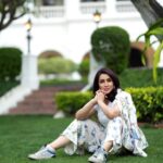 Tisca Chopra Instagram - Florals for spring .. but make them @ilovepero 🌼 📸 @manualpixels 💇🏻‍♀️ @jeetumakeupandhair #spring #sprung #springsummer #fashion #style #delhi #styleinspo #flowers #flowerpower #readinghashtagsstill