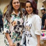 Tisca Chopra Instagram - Wearing one of my favourite designers @kanikagoyallabel .. Finally met @goyalkanika yesterday.. happy to say she is as amazing as her fab clothes ..
