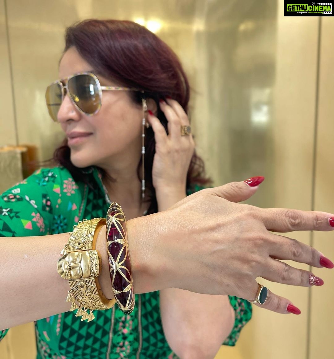 Tisca Chopra Instagram - The heat is on 🥵 Getting by with help from: @chhavviaggarwalofficial @payalpratap @chloe @tribebyamrapali @between_m_e @minerali_store @ritikasachdevaa @indo__ouest @louisvuitton @burberry @minerali_store Cover image shot by the visionary @farazarifansari ♥️ #stayingalive #heat #beattheheat #summer #summerready #readyornot
