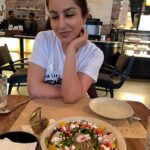 Tisca Chopra Instagram - All the ingredients of a perfect day .. the bestie, delicious weather, sexy shopping and the fabulousness of the food @cafe.dori .. Thank you @mister.dori for the warmth and hospitality ♥️ Yes, it’s a day that deserves two desserts @aneetachawla .. the calories won’t last the memories will, don’t you think? #love #friendship #bestie #food #shopping #fun #delhi #rain #spring #perfect #aboutyesterday The Dhan Mill