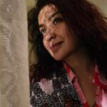 Tisca Chopra Instagram - Yahan sab theek thak hai .. aap? Shot by my dear @howaboutkitsch after 14 hours of work .. #set #setlife #filmmaker #film Dehradun The City Of Love