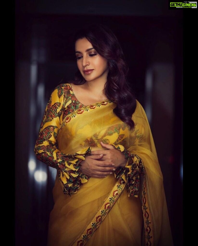 Tisca Chopra Instagram - Yellow but far from mellow .. #saree #sareelove #indian #desi #desigirl #yellow #traditional #luxe #fashion #style