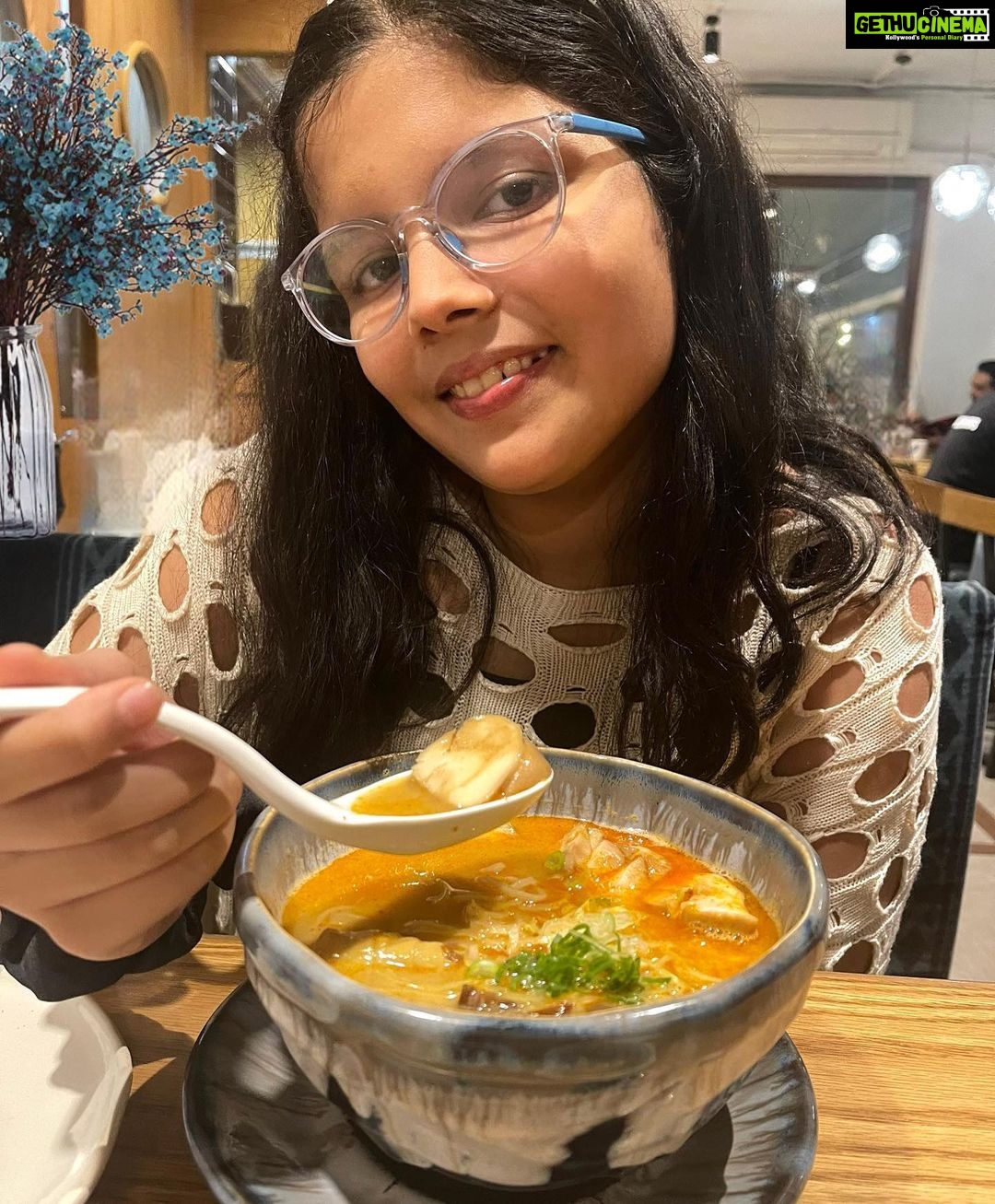 Tisca Chopra Instagram - The secret sauce is time spent together.. A mother daughter date at Ms Tara’s fav @izumibandra .. and the ramen/sushi overload! @nooresha.izumi & chef #Tika you guys never ever disappoint .. thanks for the fab food and the love ♥️ #izumi #bandra #japanese #ramen #sushi #foodies #mothersanddaughters #childrensday Bandra