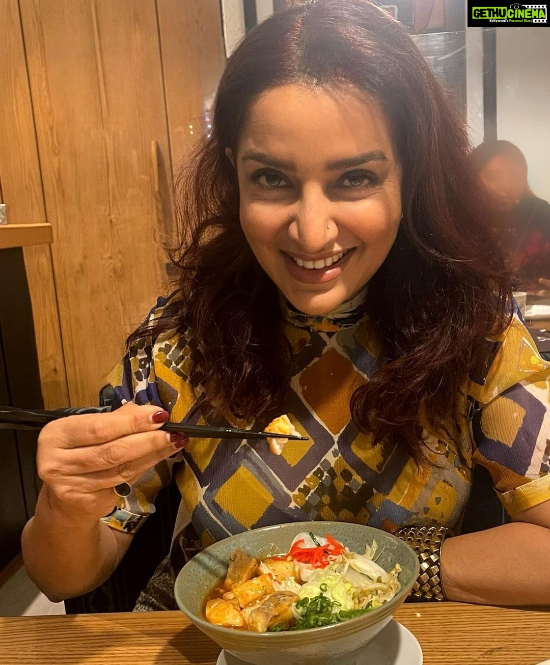 Tisca Chopra Instagram - The secret sauce is time spent together.. A mother daughter date at Ms Tara’s fav @izumibandra .. and the ramen/sushi overload! @nooresha.izumi & chef #Tika you guys never ever disappoint .. thanks for the fab food and the love ♥️ #izumi #bandra #japanese #ramen #sushi #foodies #mothersanddaughters #childrensday Bandra
