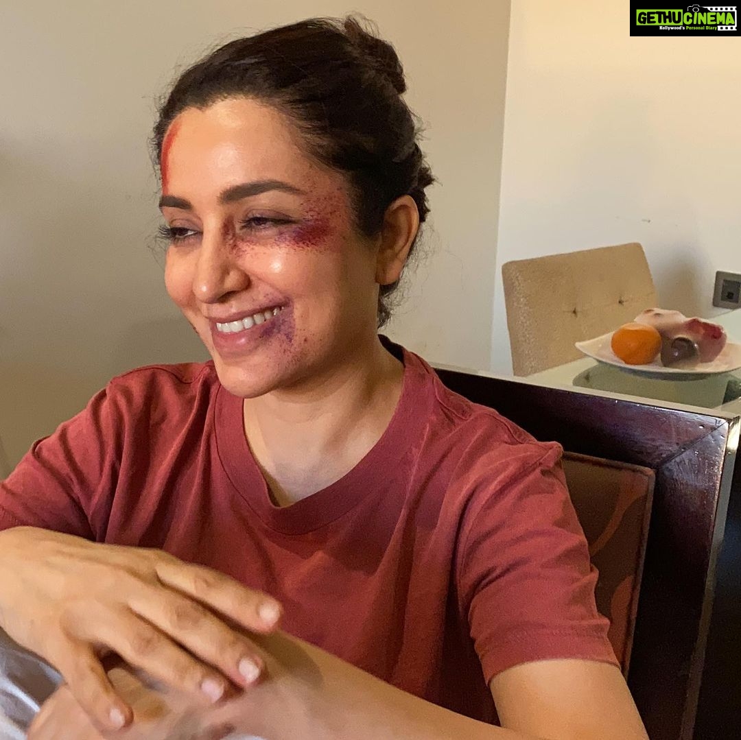 Tisca Chopra Instagram - Celebrating a year of #dahan .. Congratulations #gauravbanerjee @deepak30000 @rishinegi24 @saurabhshuklafilms @rajeshtailang #RohanJoshi @mukeshtiwari.act @ankurnayyar @vikranth.pawar @jai.looking @arkodebmukherjee @maheshkorade @nisargmeister @banijayasia @deepak30000 @mrinalinni @rajeshchadha #ShyamRathi @banijaygroup @artist.pankaj @hiraeth_theory @mank06 @rishinegi24 @usernametoocommon @_nikhilmnair #shivbajpai @disneyplushotstar #series #1year #anniversary