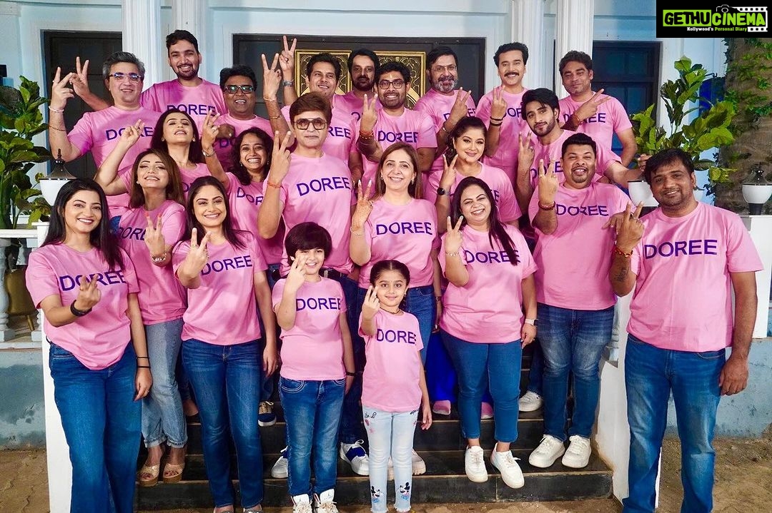 Toral Rasputra Instagram - 2️⃣ Days to go……… Watch “Doree” from 6th Nov Mon to Fri at 9pm only on @colorstv & @officialjiocinema @itsjaymehtaa @kinnarimehtaa @siddhartha_vankar @rohitraj.goyal @amarupadhyay_official @sudhaachandran @buchmehulofficial @mehulkajariaofficial @sugandhasrivastava31official @anuragkraag @anuragvyasofficial @thehaelyn @mahibhanushaliofficial @atharv_jjhony @soni_soni_singh @swatidarekar @monyrocks @renukaaaaa @shashwatraigaurav @lakshmij02 @aanchal_a_vasanni @thkr_yash @wahabjilani @anusoru