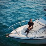 Tovino Thomas Instagram - 🌊 കരകാണാ കടലല മേലെ മോഹപ്പൂങ്കുരുവി പറന്നേ !! 📸 @vivi_charly Dubai, United Arab Emirates