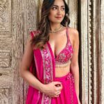 Tridha Choudhury Instagram – Diwali look #2 🩷

Lehenga by @kritikakatariaofficial
@spiffypublicrelations

Styled by @intriguelook
Necklace @shoppaksha 🩷

#diwali2023 #diwalidecorations #delhidiaries #delhigram #diwalioutfit #diwalilook #festivecollection