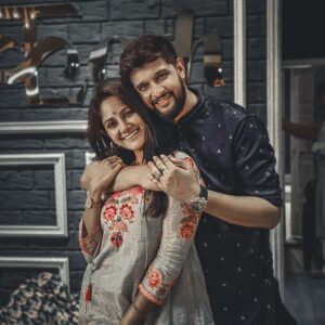 Trina Saha Instagram - 8/2 Mandeville Gardens ❤️ @klothbytrineel Store is now Live waiting for your Love❤️ New Beginnings ❤️🙈 18. 09. 2023 #klothbytrineel #trineel Picture courtesy @_jonastiger904_ Special thanks to @arnab2207 @chowdhuryribika 🥰🥰 Mandeville Gardens, Kolkata