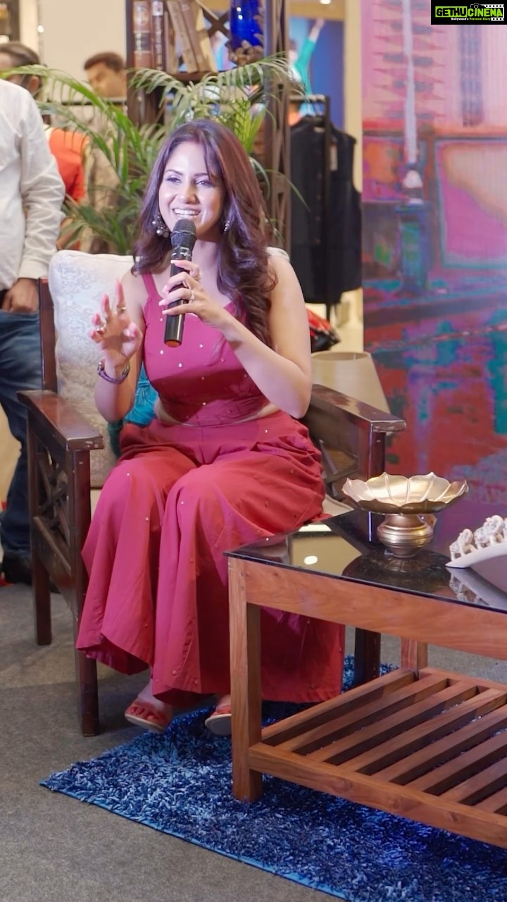 Trina Saha Instagram - Pantaloons Kankurgachi store got its ALL NEW MAKEOVER! 💚 Fun, Frill and Fashion with the diva, Trina Saha & the witty, RJ Somak. The launch just reached the sky with the stars on the ground. 🤩 Pantaloons, Kankurgachi - Bigger than Before 🎉 #Pantaloons #PantaloonsFashion #PlayWithFashion #Fashion #Kankurgachi #PantaloonsKankurgachi #PantaloonsStore #StoreLaunch #NewStore #TrinaSaha #RJSomak