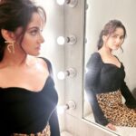 Trina Saha Instagram - “Pilkunj” promotions ✨ Thanks for all the love and support-Dr.Bidita is grateful ♥️ See u in a while only at Dumdum,Indira Maidan with my entire team 😍 👗 @hittingfashion 💍 @zurii_jewels 💄 @pritha_dutta_official 📍 @thekolkatastudio #trinsi #pilkunj #promotions