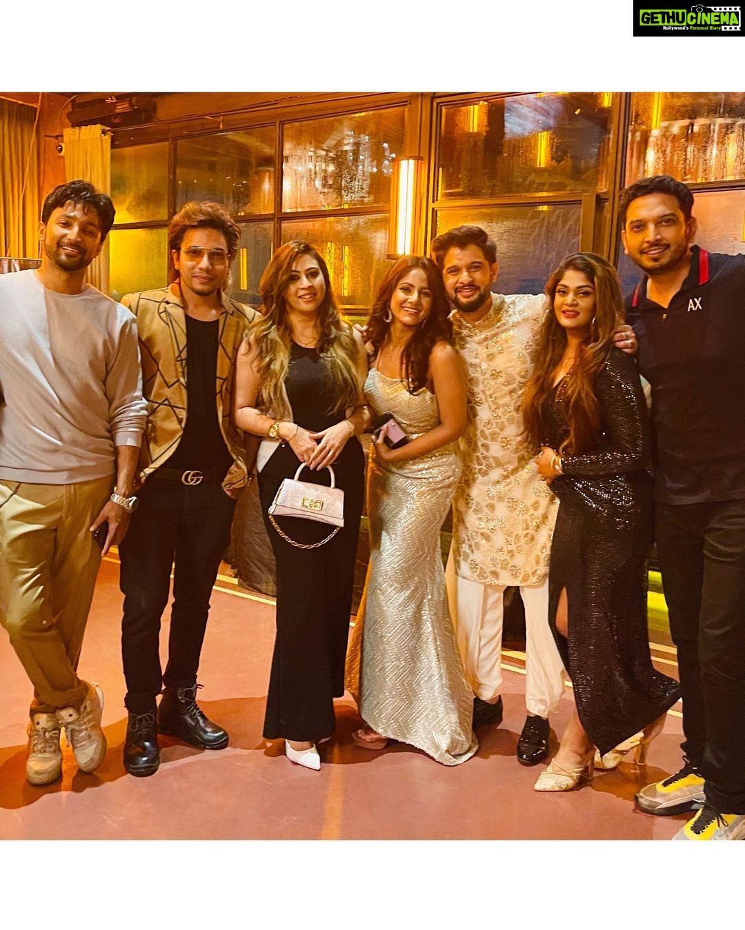 Trina Saha Instagram - Goodluck on your new venture❤️May you both accomplish all your goals in future..all my goodwishes are with you #friends #businesss #clothingbrand