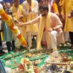 Trina Saha Instagram - Ebar pujo hobe Jomjomaat❤️ Dekha hobe shobar saathe Agradoot Durgatsav Samity te❤️ Location - Ballygunge Cornfield Road💛💛 #durgapuja2023 #festival