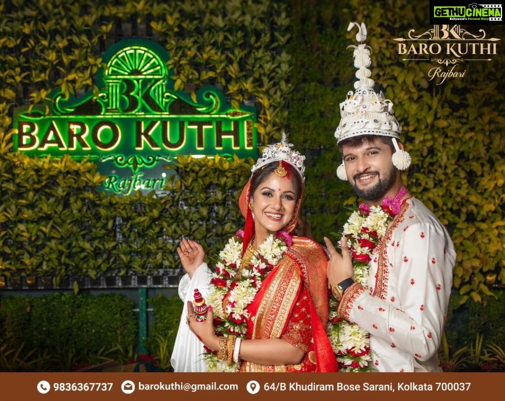 Trina Saha Instagram - A match made in heaven, just like this venue - @baro_kuthi_rajbari Our Brand Ambassadors: The Most Happening @neel_bhattacharya & @trinasaha21 Agency : Team Soumojit Adak Photography by @sayantan_dutta_photography Makeup by Pritam Costume by @neelsaha_styled_by_blue Our Venue Official AD is Coming Soon.