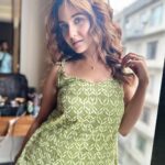 Trina Saha Instagram - While waiting,Do some Posing 😉💚 #trinsi #instamood #rainyday