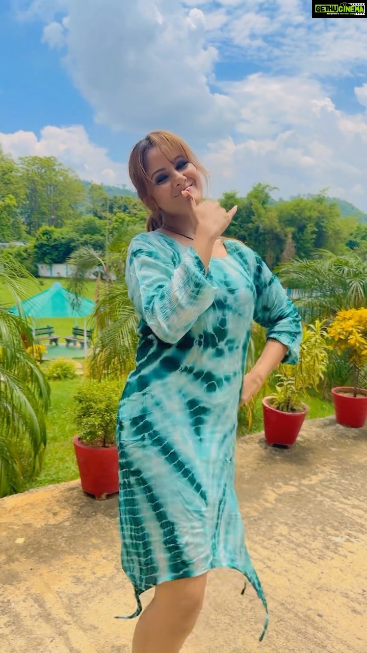 Trina Saha - 55.8K Likes - This song is a Vibe…don’t u think friends?? 💃
Let’s have a Hook Step Challenge 😉
#trinsi #trendingreels #kaavaalaa
