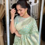 Trina Saha Instagram - Pujo parikrama mode on 🫶🏻 @pritha_dutta_official ♥️ #trinsi #durgapujo2023