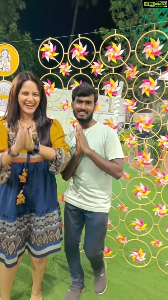 Trina Saha Instagram - @sunrisepure @trinasaha21 #tending #viral @pilitaxiindia #newreels #reelsvi̇ral #reelskarofeelskaro
