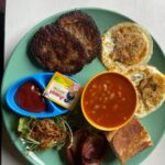Tuhina Das Instagram – Waiting for the breakfast to come and it’s here 😬

#travelgram #traveller#throwback