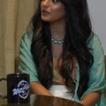 Ulka Gupta Instagram – You CAN’T MISS this cute and candid Conversation ft. @ulkagupta
Watch full Episode on YouTube 
on TheWitChatShow✨️ 
.
.
ˡᶦᵏᵉ  ᶜᵒᵐᵐᵉⁿᵗ  ˢᵃᵛᵉ  ˢʰᵃʳᵉ
.
.
Host : @ankurghatge_

Edits:  @heyshebel 
  ai.bhai_

Makeup: @makeoverbysejalthakkar
  @celebsmakeupbysejal

#thewitchatshow #talkshow #television #career #artist #tv  #cute #interview #serial #JhansiKiRani #wow #fashion #style #popular #trending #viral #moments #television #dailysoap #actress #actor #bonding #friends #Manu #tollywood #andhrapori #banni #UlkaGupta