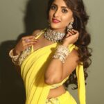 Ulka Gupta Instagram - May this Dhanteras shower you with prosperity, joy and good health. May the divine blessings of Goddess Lakshmi bring abundant wealth and good fortune to your life. Happy Dhanteras!❤️🙏✨ Credits are as follows Yellow saree and Lahenga Photography : @ilmanaazphotography1 Makeup & Hair: @celebsmakeupbysejal @makeoverbysejalthakkar Outfits :@rajkumari_by_richahaware Jewellery : @sejalcreation23 Styling : @trending_influencers @celebsmakeupbysejal Managed By: @trending_influencers