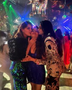 Upasana Kamineni Instagram - la mia bella famiglia❤️
Most fun times, best memories 
Congratulations & Thank u Varun & Lavanya for this awesome experience. 
Welcome to the family @itsmelavanya 
We LaV u ❤️ @varunkonidela7 
#varunlav