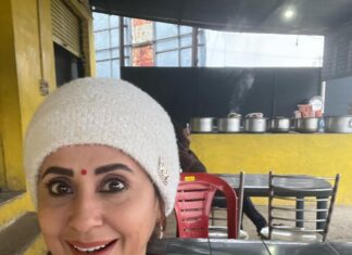 Urmila Matondkar Instagram - कंपकंपाती ठंड में ढाबेकी चाय ☕️ 🫖 ❤️ क्या ख़याल है? Jammu and Kashmir, India