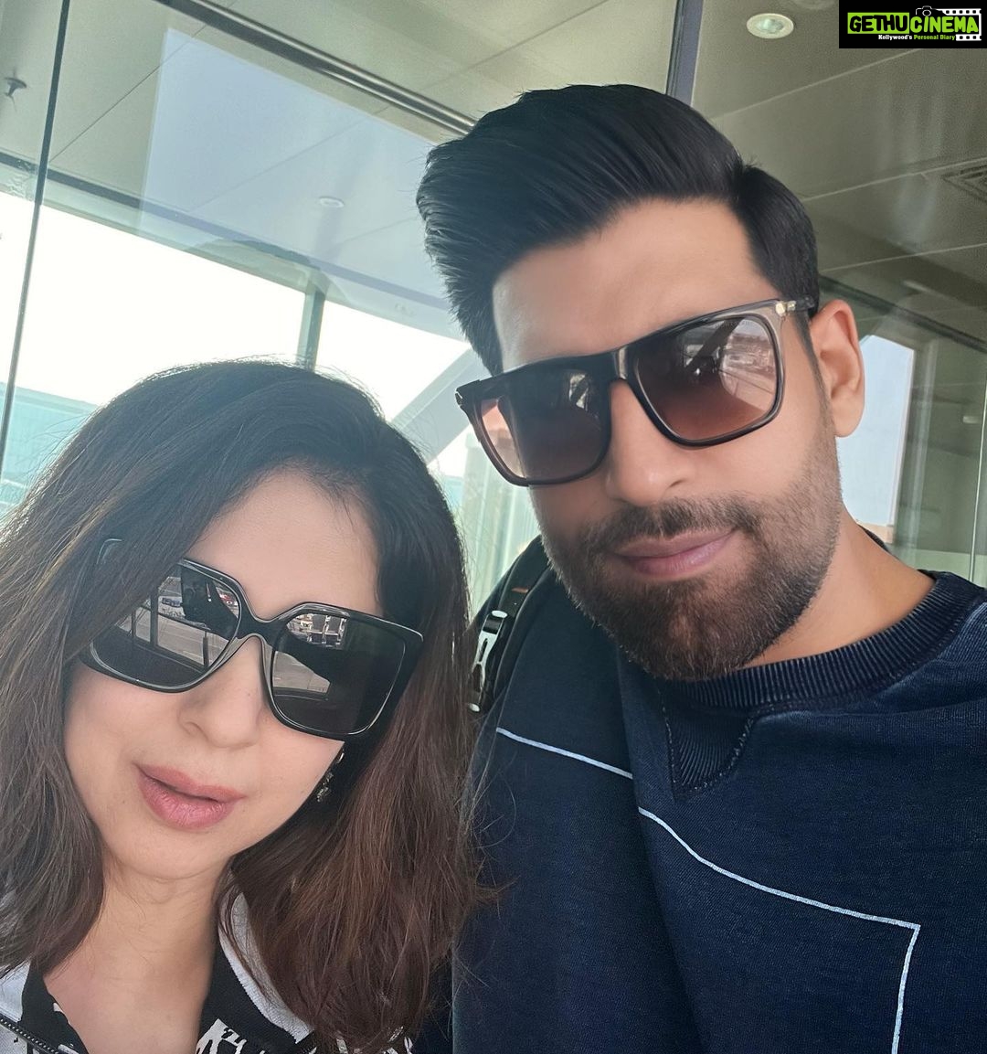 Urmila Matondkar Instagram - Off we go.. ✈️✈️✈️