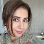 Urmila Matondkar Instagram – All decked up n awaiting #eid delicacies 😋 
#biryani #sweets n much more. 
What about you guys??
#eidmubarak #eidspecial #eidulfitr #eiddelicacies