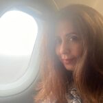 Urmila Matondkar Instagram – Ready to take off ✈️✈️

#sunday #sundayshenanigans #workmode #flight #earlymorning 😍