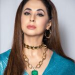 Urmila Matondkar Instagram - Wednesday Vows!! Chin up n head up always! Sending loads of midweek love n gratitude to all of you ❤️❤️❤️😇😇😇 #love ##grace #dignity #gratitude