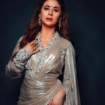 Urmila Matondkar Instagram - Stars in my eyes..✨✨ Love in my heart…💕💕 #love #grace #gratitude #glamour #actor #actorslife #life