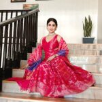 Urmila Matondkar Instagram - 🌷🌷🌷