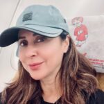 Urmila Matondkar Instagram - Me n the “Maharaja” 🤴😎 #earlymorning #flight #earlymornings #goodmorning ❤️#happyweekend ❤️ #earlymornigflight