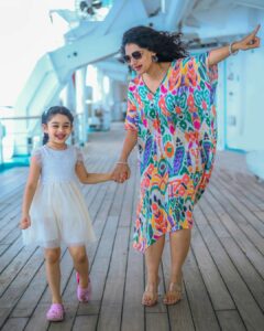 Urmilla Kothare Instagram - Sometimes the smallest moments of our lives take up the most room in our heart ...
Happy Mother's Day to all the wonderful moms ❤️ 
#HappyMothersDay
#JizahAaniAai
.
.
🛳 @cordeliacruises @mirabilisinc 
📸 Photography by @manishtandel7203
👗 Outfit by @moresha_sameera_dalvi