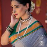 Urmilla Kothare Instagram - 💚🩶💚 Outfits by @k2fashioncloset MUA @priyankapore_makeupartist Photoshoot by @sevenvowstories and @royalebysvs Jewelery by @hridhasfashion Photoshoot concept, Style and managed by @ketaki_ashish