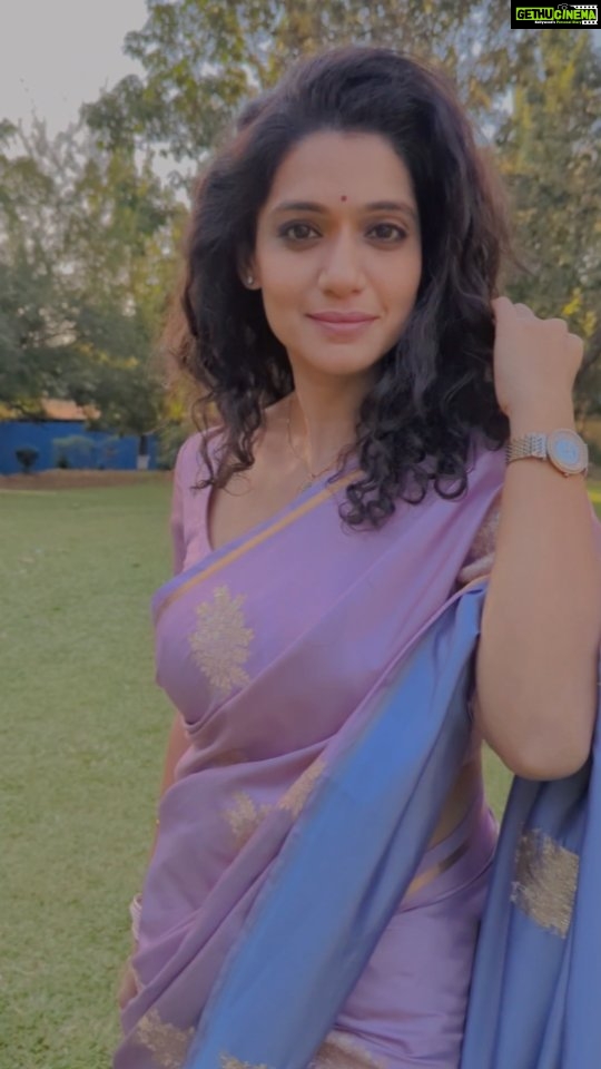 Urmilla Kothare Instagram - 💜 💜 💜 #reels #ootd #sareelove #reelitfeelit 🥰 Mumbai, Maharashtra