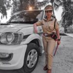 Urmilla Kothare Instagram - 🚨 एसीपी वर्षा घोरपडे ऑन-ड्यूटी 👮🏻‍♀️ #Compass #Webseries #Shooting #NewProject #PlanetMarathiOTT #StayTuned ✨ . . @planet.marathi @planetmarathiott Mumbai, Maharashtra