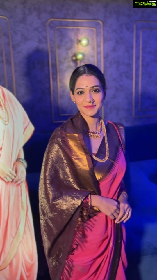 Urmilla Kothare Instagram - पहा 'अथांग' ही नवीकोरी वेबसीरिज २५ नोव्हेंबरपासून फक्त 'प्लॅनेट मराठी ओटीटी'वर ! Watch 'Athang' - Streaming Live Tomorrow 25th November on @planetmarathiott app 📱 Producer: @planetmarathiott @akshaybardapurkar @creativeviibe @tejaswini_pandit @santoshkher Director: @jp_insta_jp Writer: @siddharth.saalvi @nivedita_ashok_saraf @sandeepkhareofficial @dhairya_gholap @me.bhagyashree_milind @urmilakothare @ketakinarayan @rutuja_bagwe @omprakash_shinde @vikram_gaikwad46 @shashank_m_shende @nj_rasika @rajeshbhosaleofficial @yoginichouk @deepakbabajikadam @sudeepmodak @ashishnarkhedkar @rakeshbhilare_dop @kalyani.kulkarnigugle @rohitshyamraut @ankitajoshiofficial @kunalkaranofficial @santoshgilbile_makeupdesigner @santoshsankhad @hairbysurekha @lokisstudio @rahulgandhre @vickypaniyadi @vistasmediacapital @abhay_vmc @piiyushsingh @sg_1209 @metalpowdergirl @shrotripushkar #Athang #अथांग #NewWebseries #Reels #StayTuned #म #PlanetMarathiOTT #PlanetMarathi #PlanetMarathiOriginals #WorldsFirstMarathiOTT #urmilakothare #reelitfeelit ✨