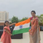 Urmilla Kothare Instagram - माँ तुझे सलाम 🇮🇳 #VandeMataram 🙏🏼