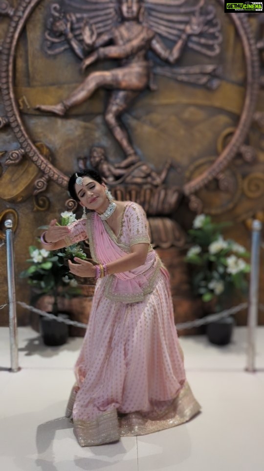 Urmilla Kothare Instagram - Gauri Putra Ganesha!! Ganpati Bappa Moraya.. #ganeshchaturthi #ganeshchaturthi2023 #bappamoraya Mumbai - मुंबई